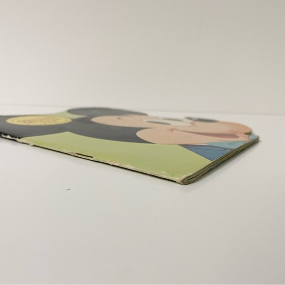 Vintage 1965 Walt Disney Mickey Mouse Golden Shape Book Paperback - Picture 4 of 15